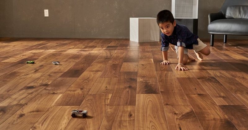 Sàn gỗ camsan sự lựa chọn an toàn cho gia đình có trẻ nhỏ